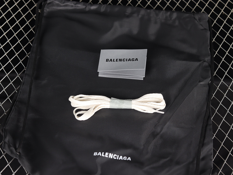 Balenciaga TRIPLE S TRAINER