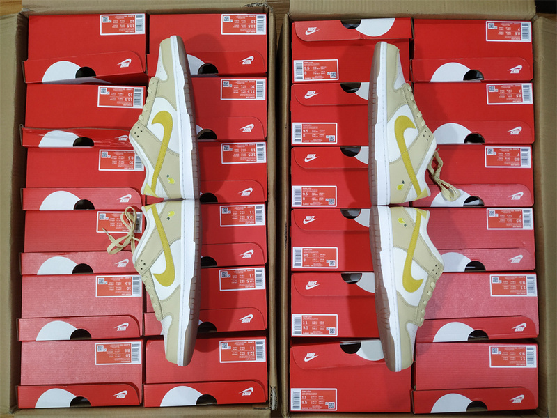 Nike Dunk Low Lemon Drop  DJ6902-700
