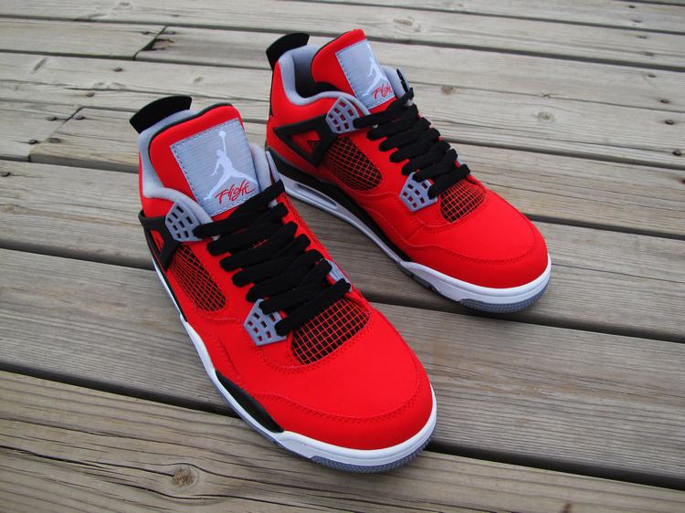 Air Jordan 4 Retro