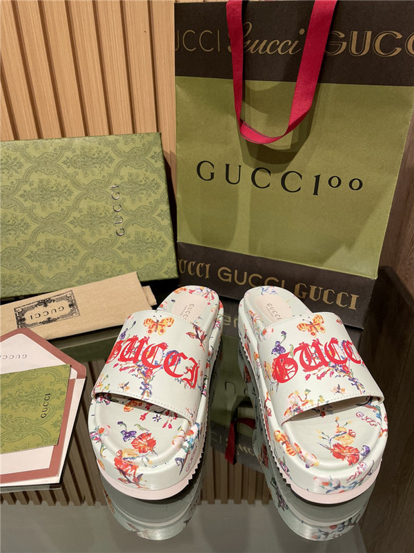 GUCCI WOMEN