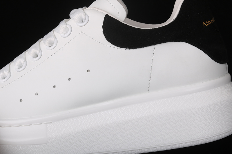 MCQUEEN OVERSIZED SNEAKER