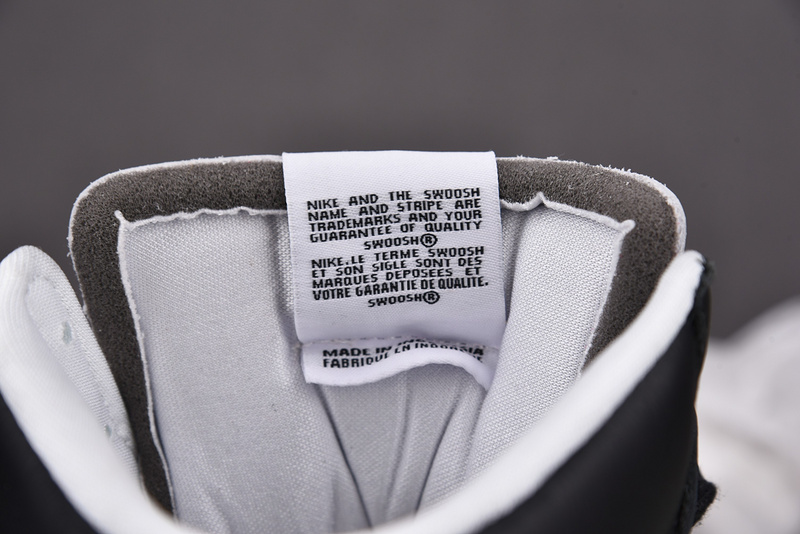 Nike Dunk High Ambush Black White CU7544-001