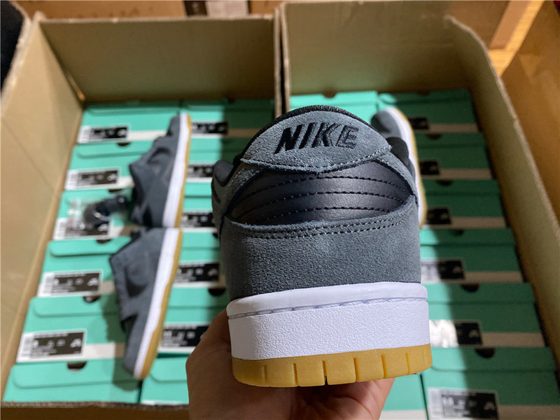 Nike SB Dunk Low Dark Grey Black Gum AR0778-001