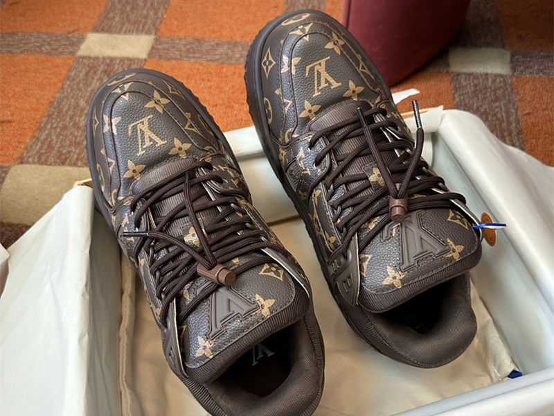 LV Trainer Maxi Sneaker