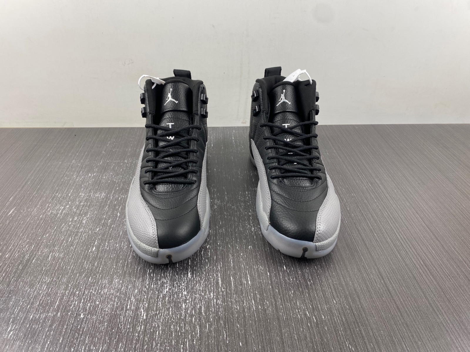 Air Jordan 12 Black Wolf Grey CT8013-019
