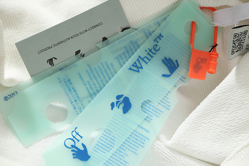 OFF-WHITE Hoodie P1900145