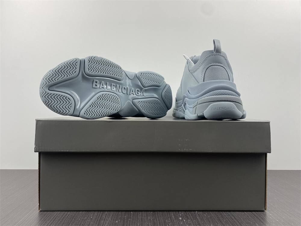 Balenciaga TRIPLE S TRAINER