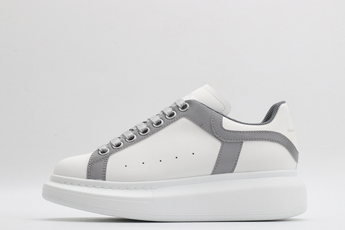 MCQUEEN OVERSIZED SNEAKER