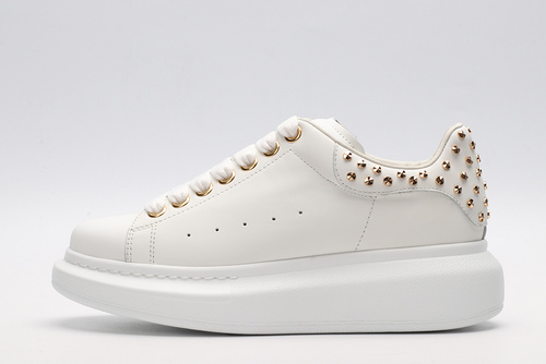 MCQUEEN OVERSIZED SNEAKER