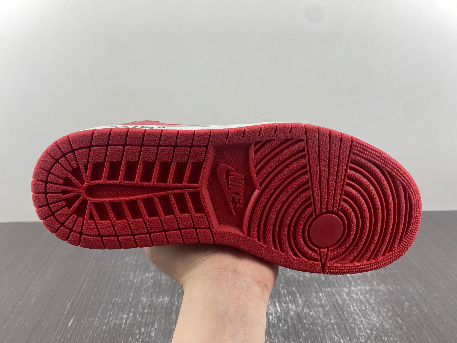 OFF-WHITE x Travis Scott x Air Jordan 1 custom