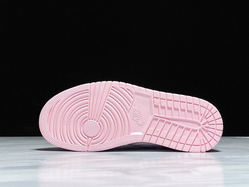 Air Jordan 1 Mid “Digital Pink” CW5379-600