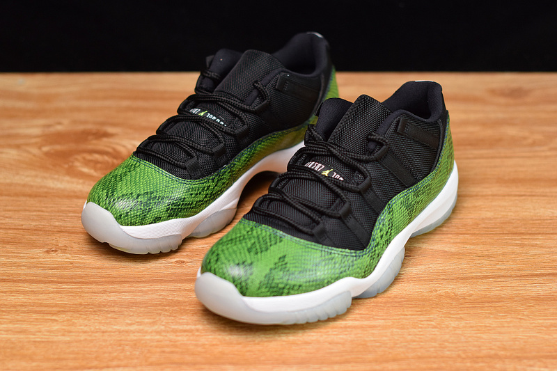 Air Jordan 11 Retro Low 