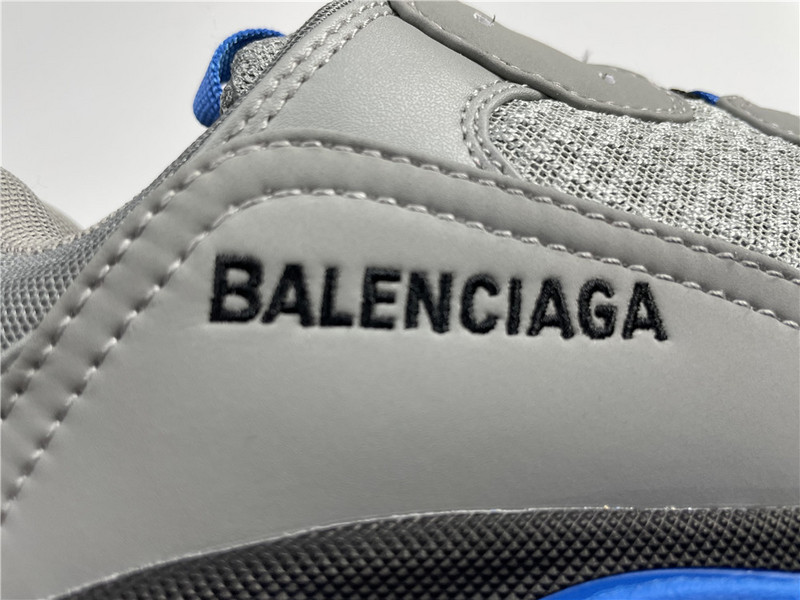 Balenciaga TRIPLE S TRAINER