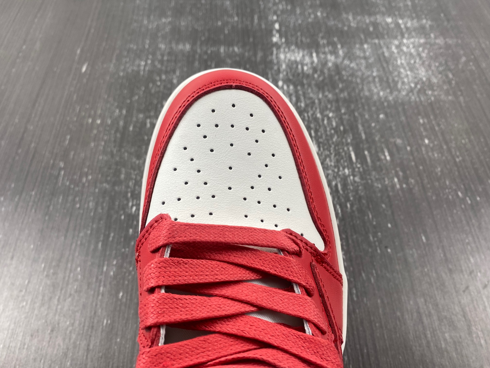 OFF-WHITE x Travis Scott x Air Jordan 1 custom