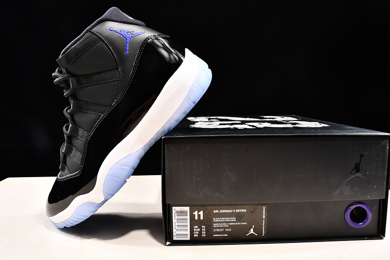 Air Jordan 11 Retro