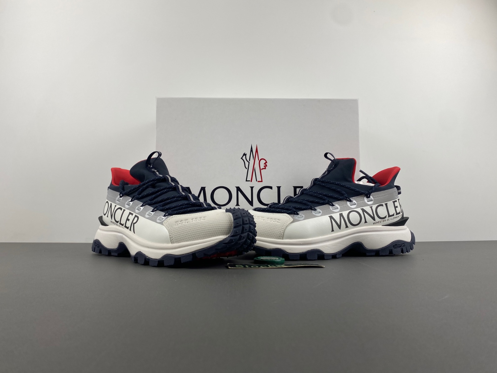 Moncler Trailgrip Lite 2 Sneakers MC-002