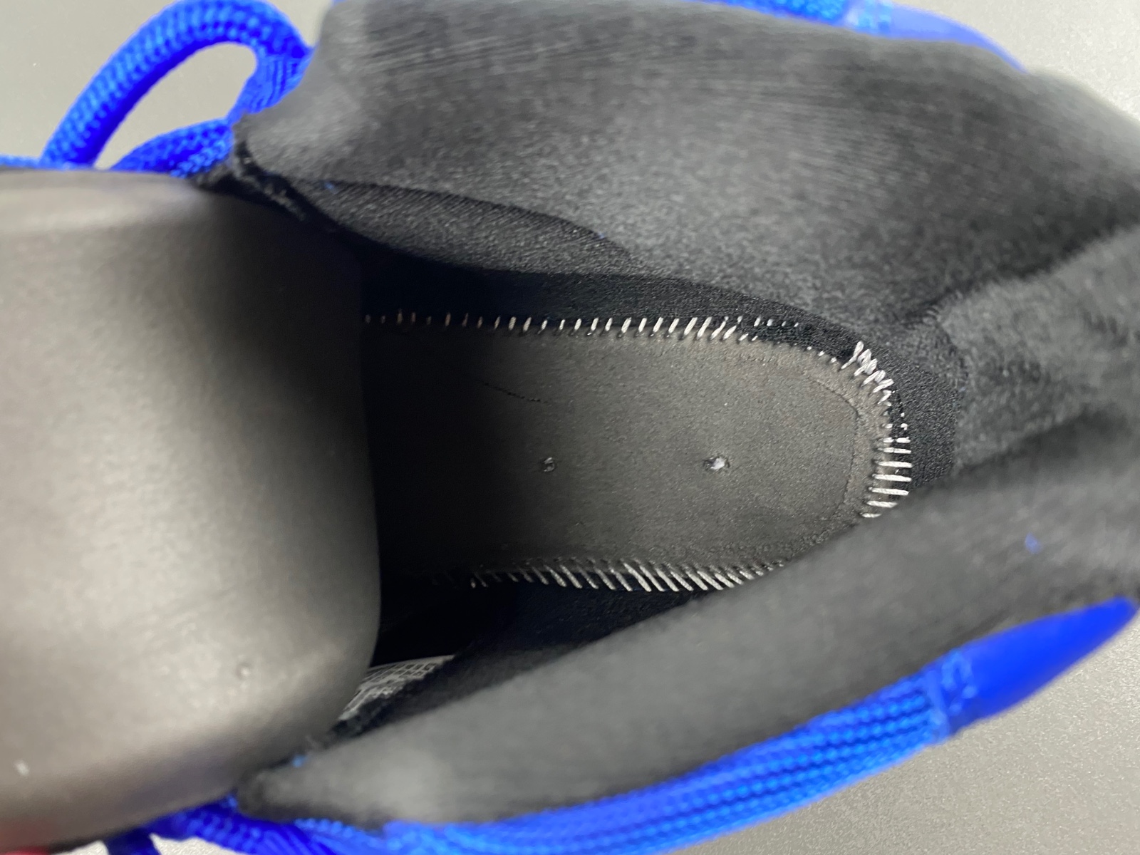 Air Jordan 11   CT8012-400