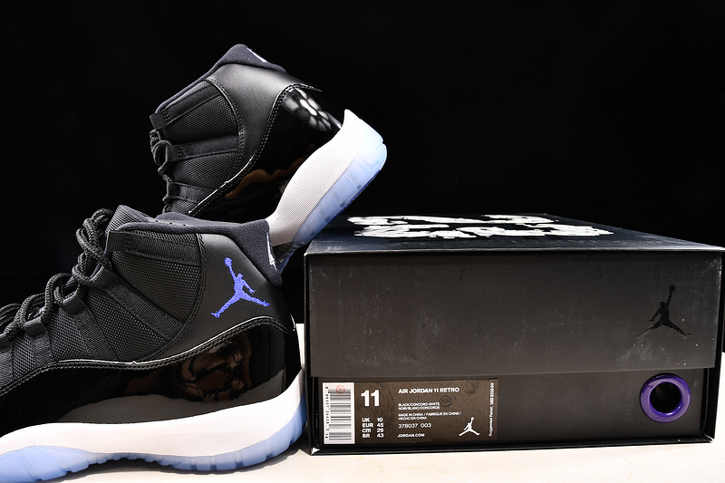 Air Jordan 11 Retro