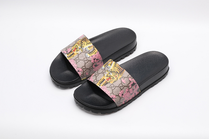 Gucci slide (EU35-EU46)