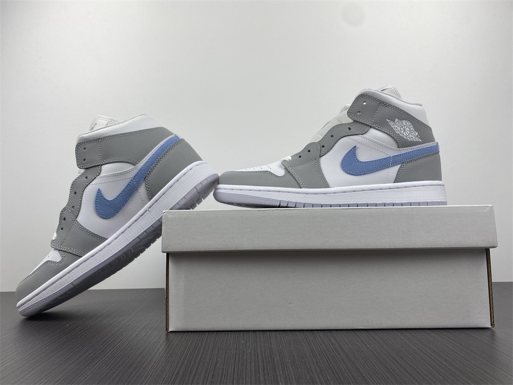 Air Jordan 1 Mid Wolf Grey Aluminum BQ6472-105