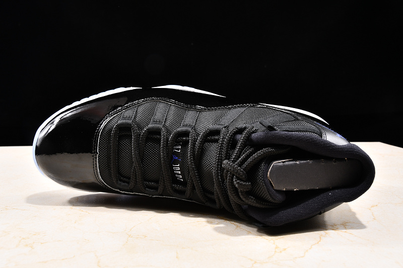 Air Jordan 11 Retro