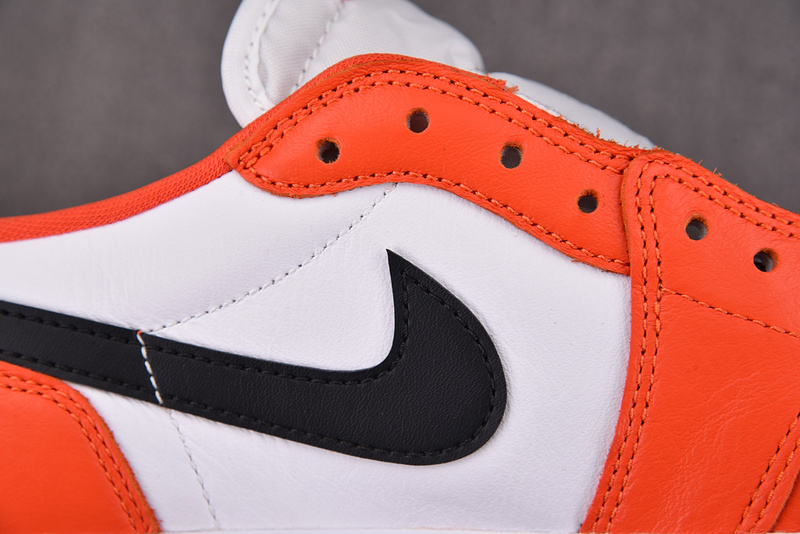 Air Jordan 1 Retro Low OG