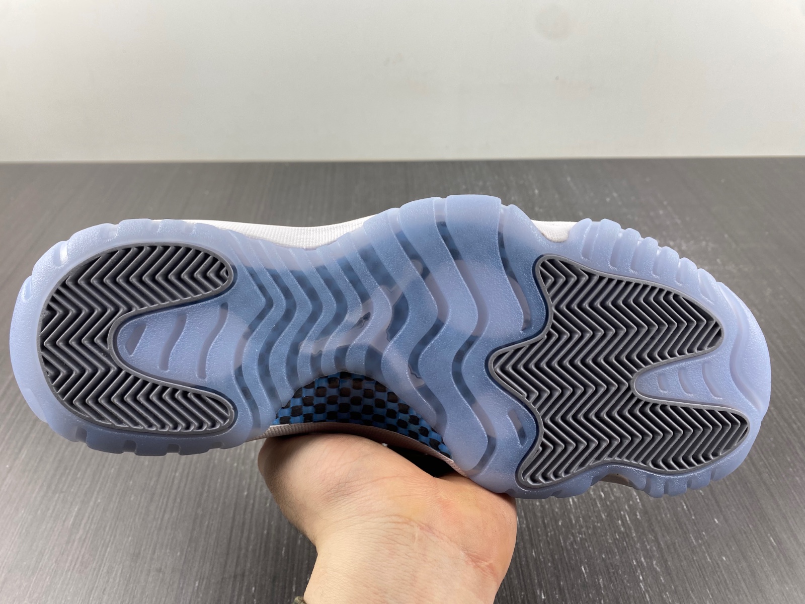 Air Jordan 11 Retro Low 