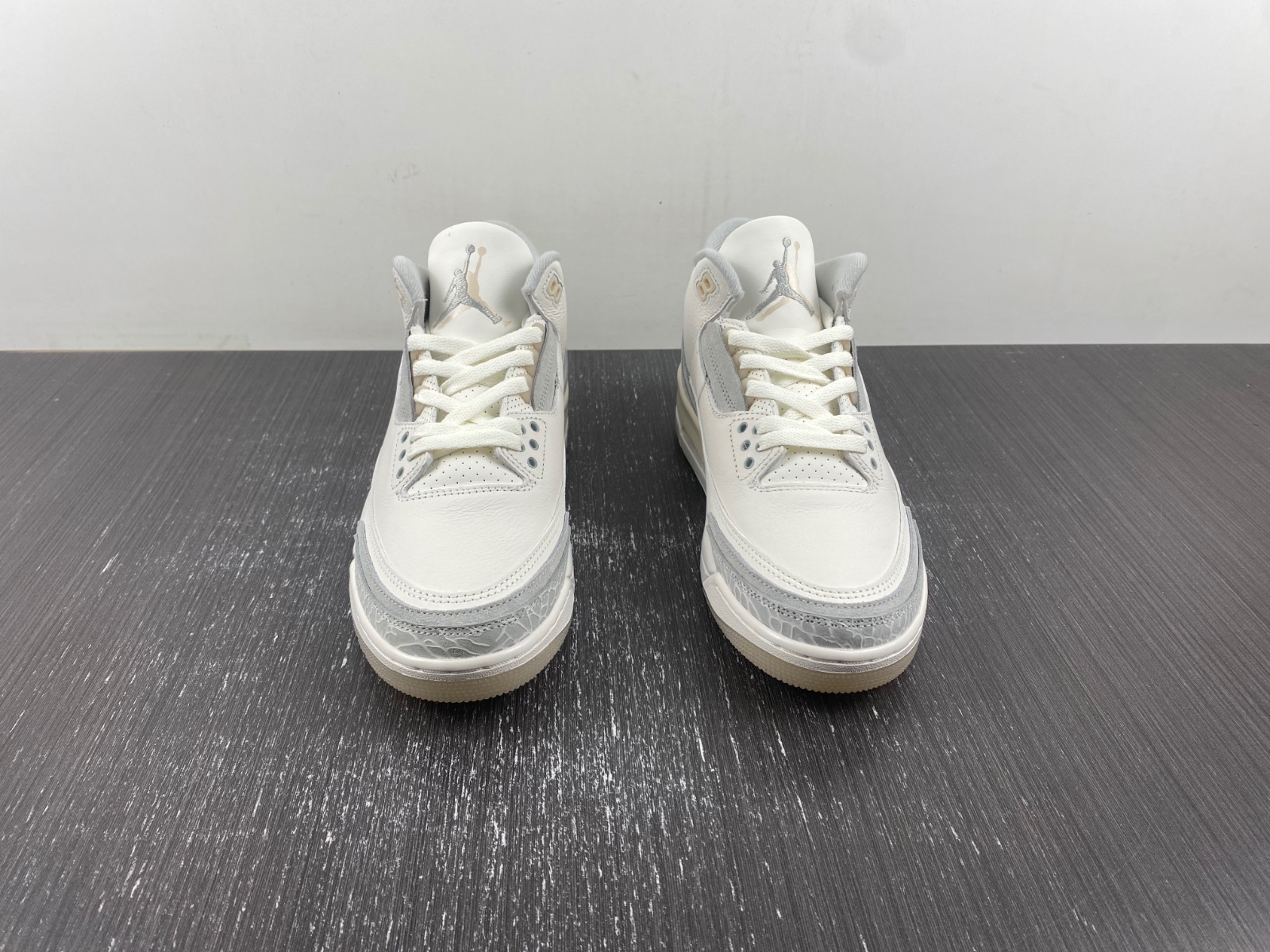 Air Jordan 3 Craft "Ivory" FJ9479-100
