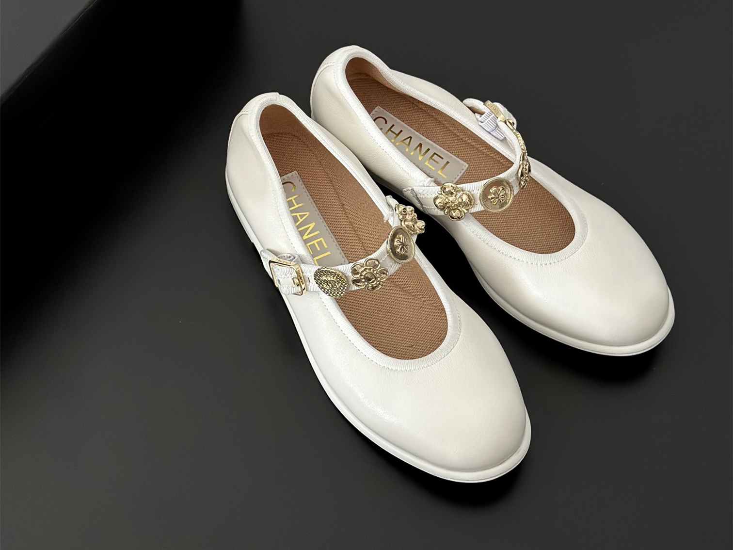 Chanel Mary Janes CH-13