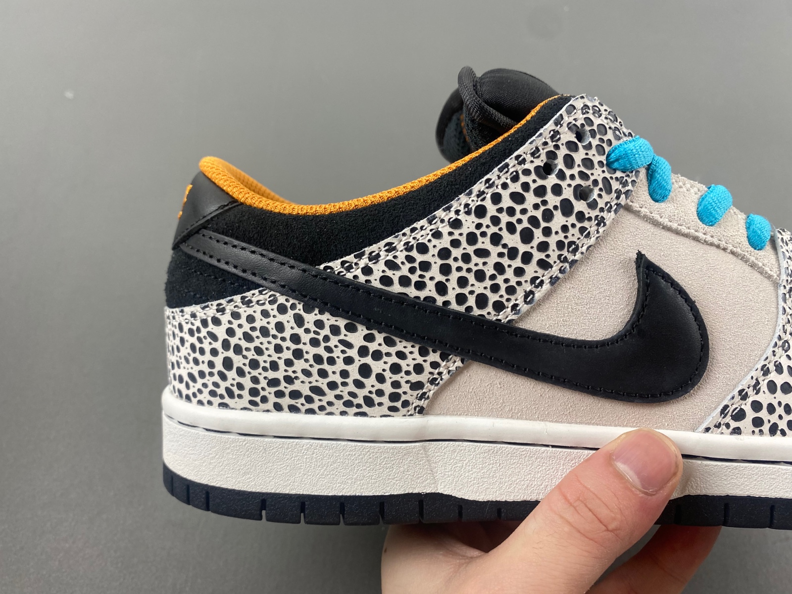 Nike SB Dunk Low Safari Olympics FZ1233-002