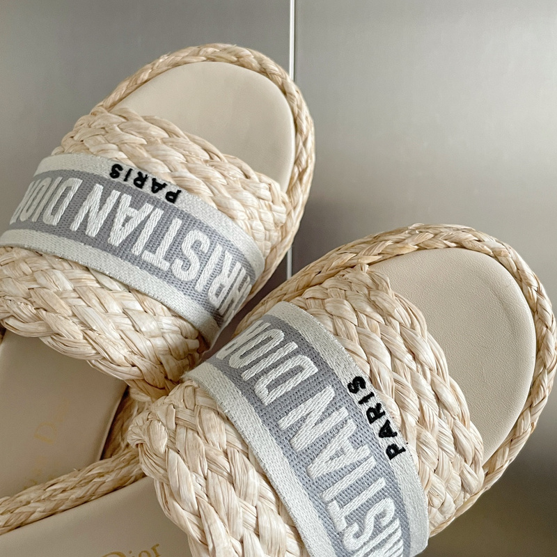 D1OR DWAY SLIDE (EU35-EU41)