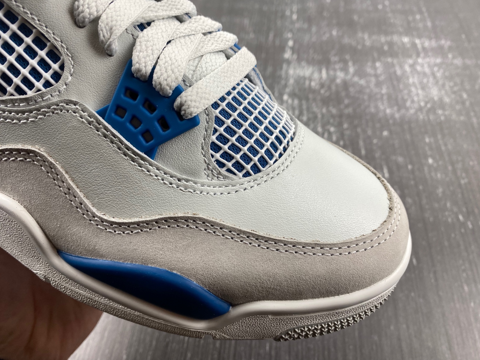 Air Jordan 4 Retro 2024