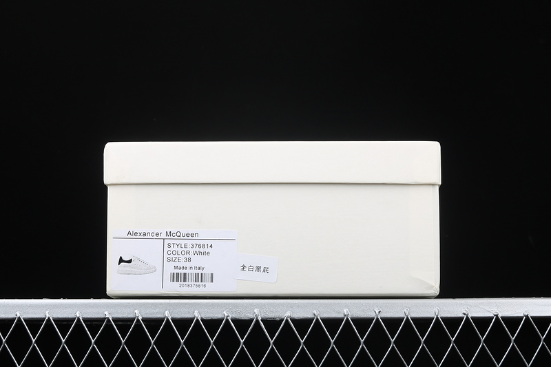 MCQUEEN OVERSIZED SNEAKER