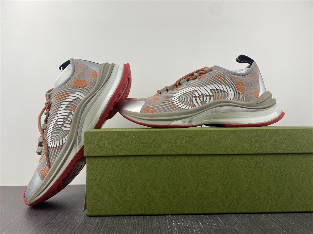 GUCCI Run Sneaker