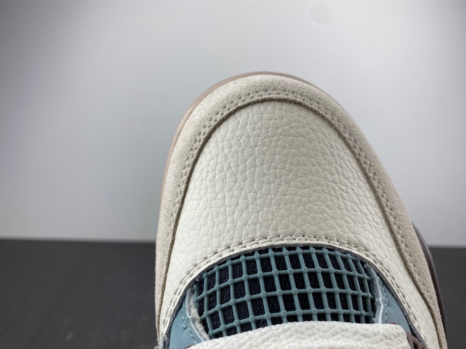 Pokémon X Air Jordan 4 “Snorlax Custom”