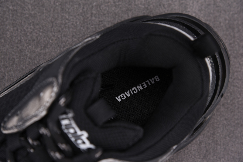 Balenciaga TRIPLE S TRAINER