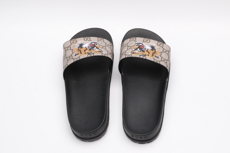 Gucci slide (EU35-EU46)