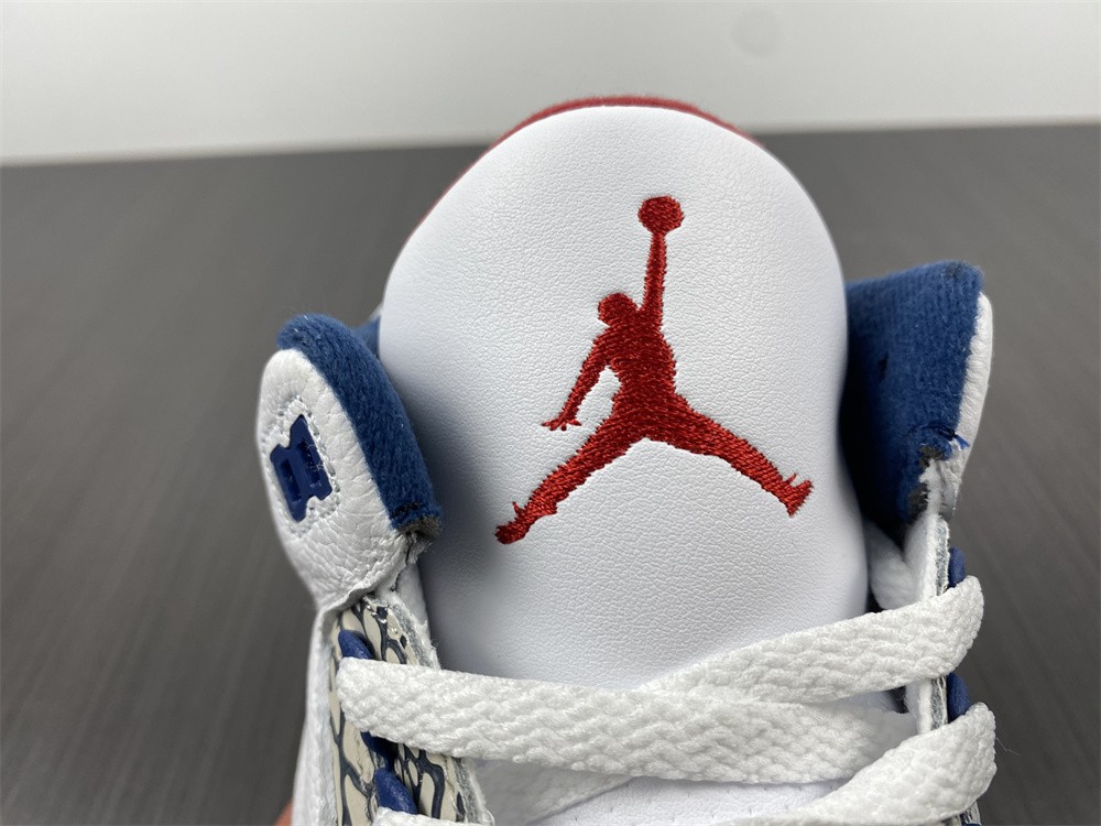 Air Jordan 3 Retro OG "Nike Air" 854262 - 106