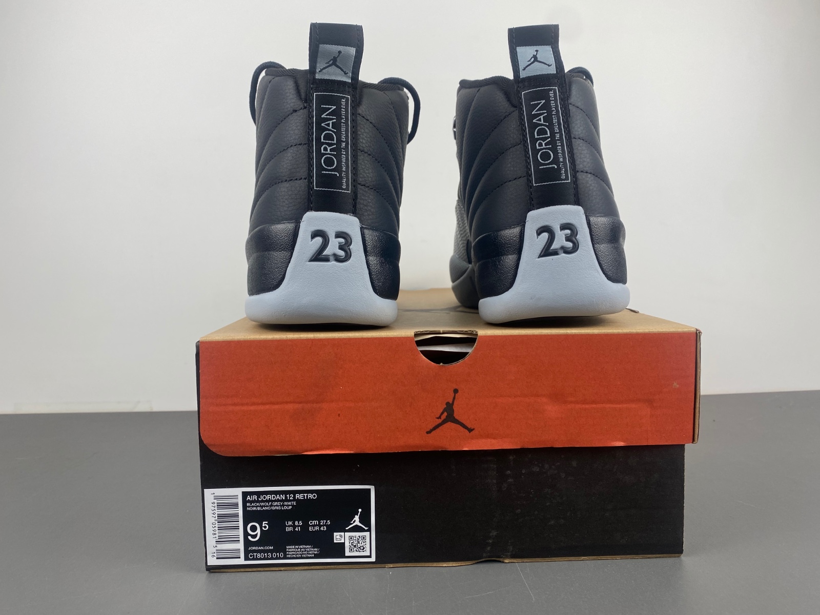 Jordan 12 “BLACK/WOLF GREY” RELEASES SEPTEMBER CT8013-010