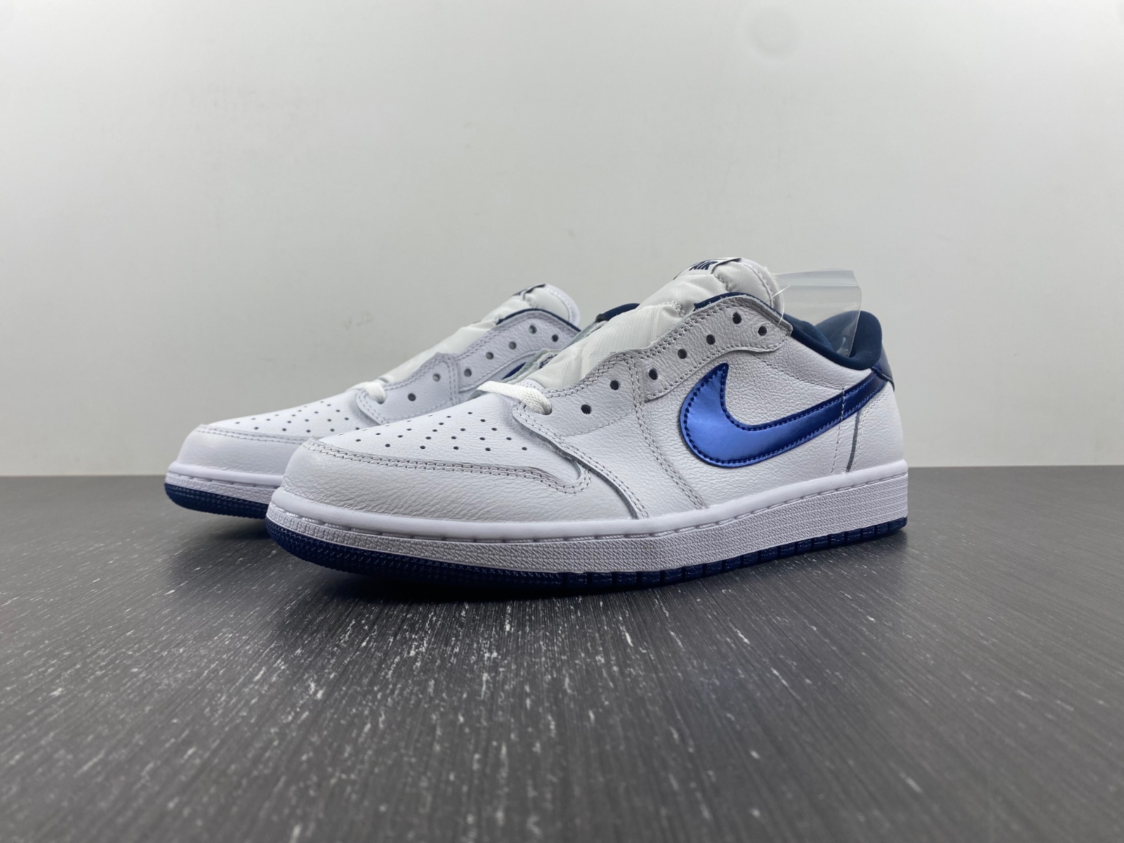 Air Jordan 1 Low Retro OG