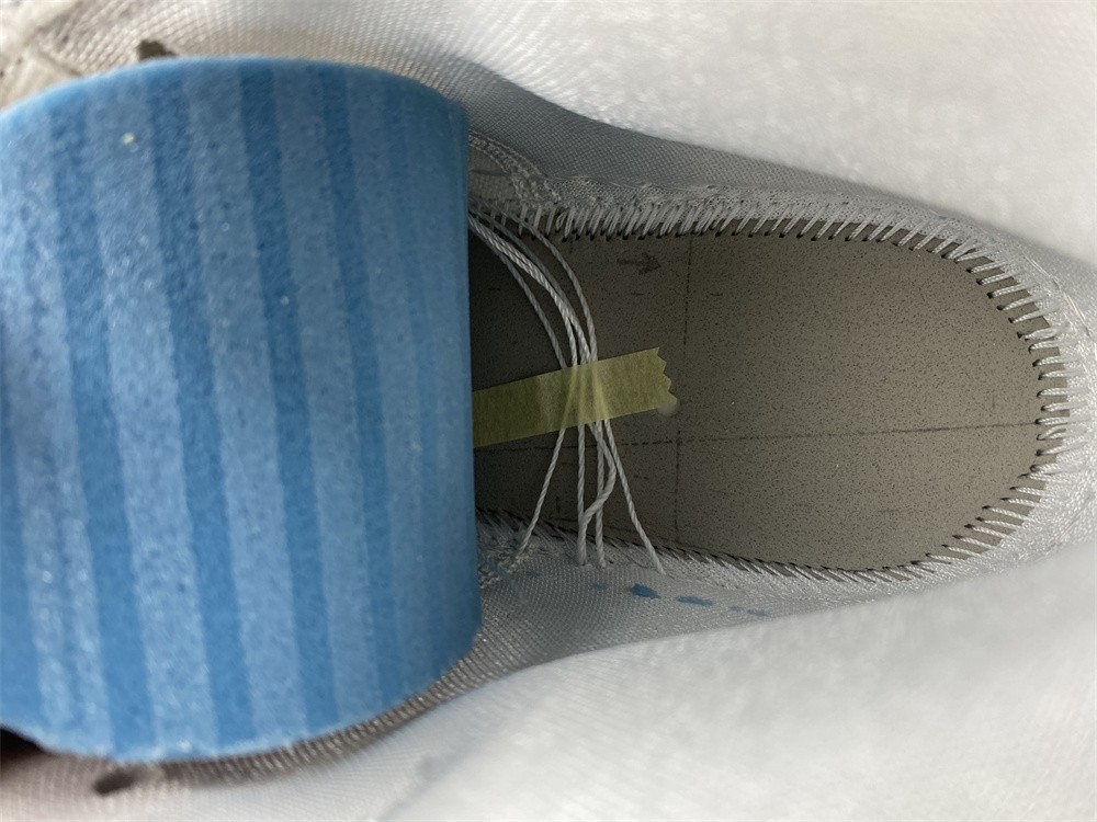 Air Jordan 1 Mid Wolf Grey Aluminum BQ6472-105