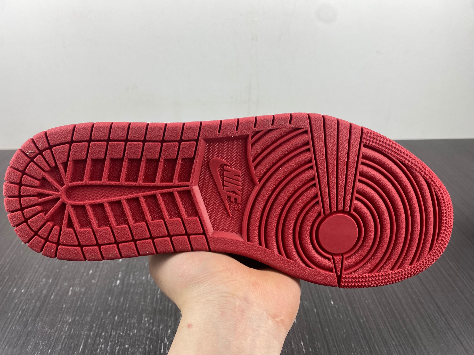 Air Jordan 1 Mid SE USA 852542-104