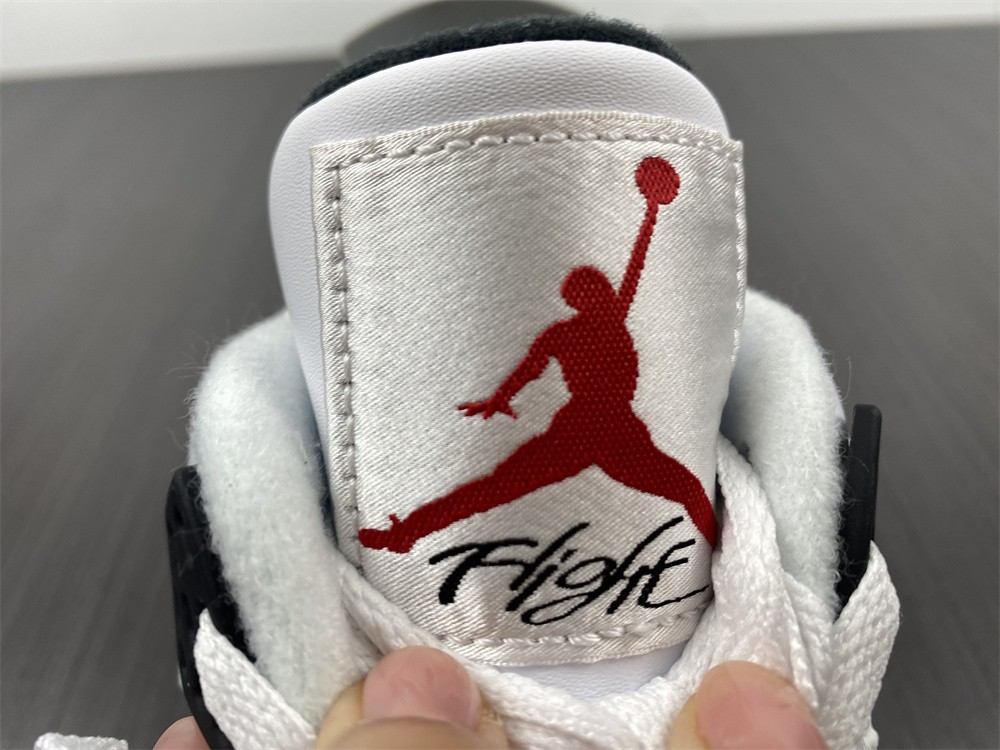 Air Jordan 4 White Cement 840606-192