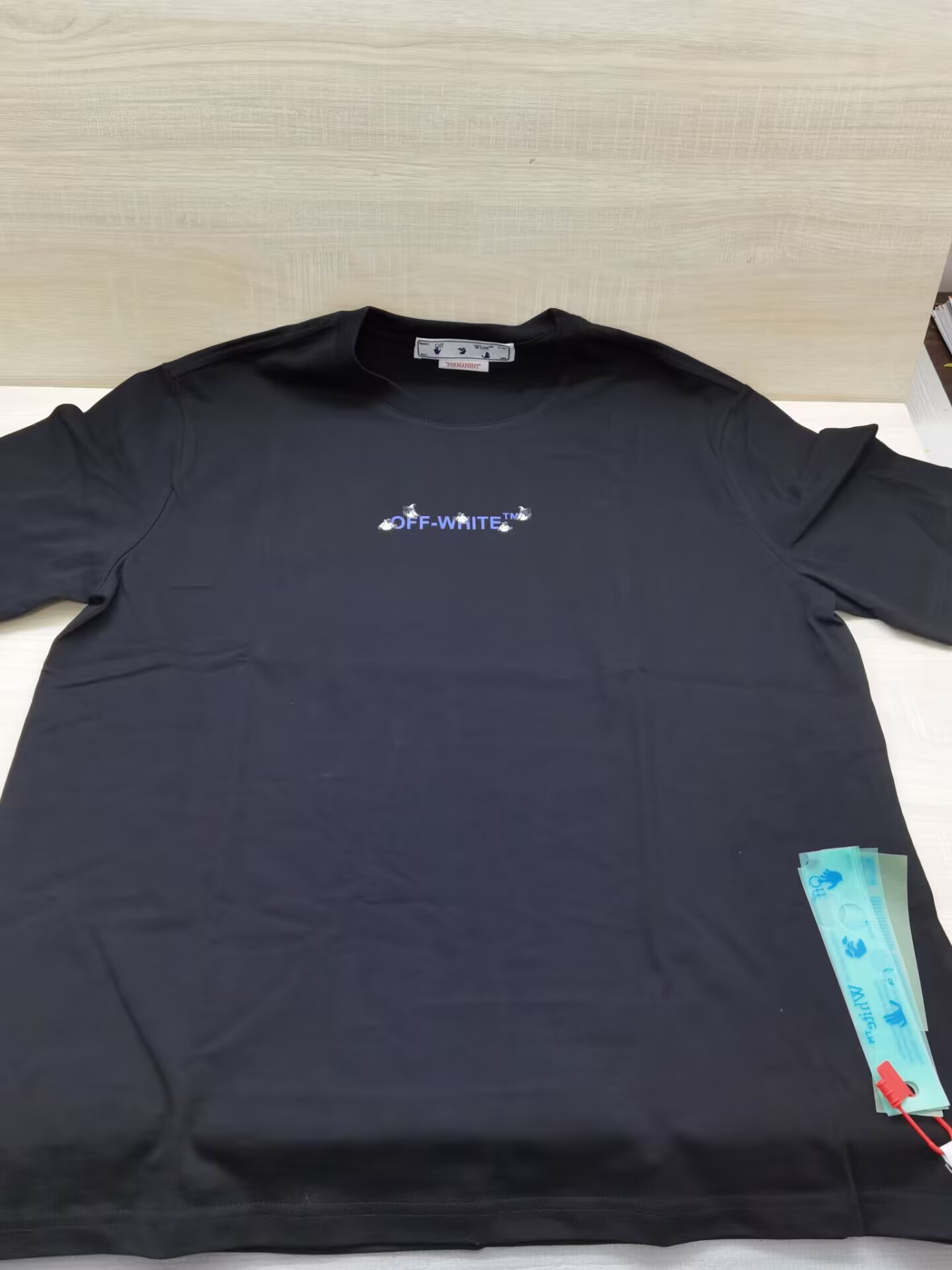 OFF-WHITE T-SHIRT 2302017