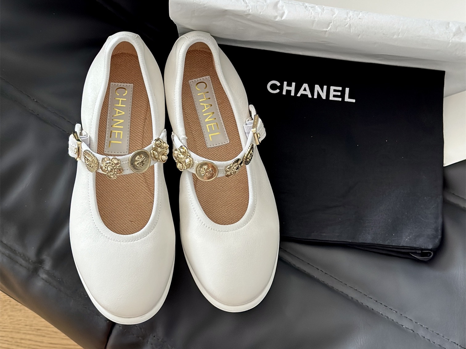 Chanel Mary Janes CH-13