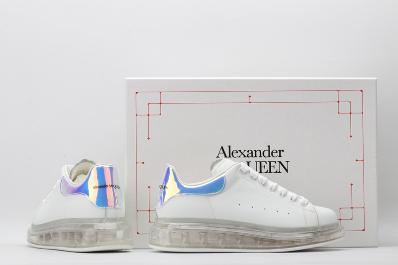MCQUEEN OVERSIZED SNEAKER