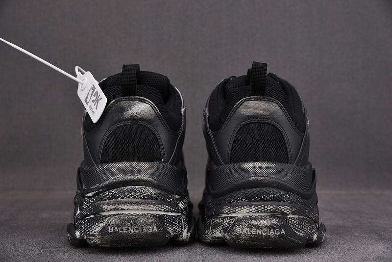 Balenciaga TRIPLE S TRAINER