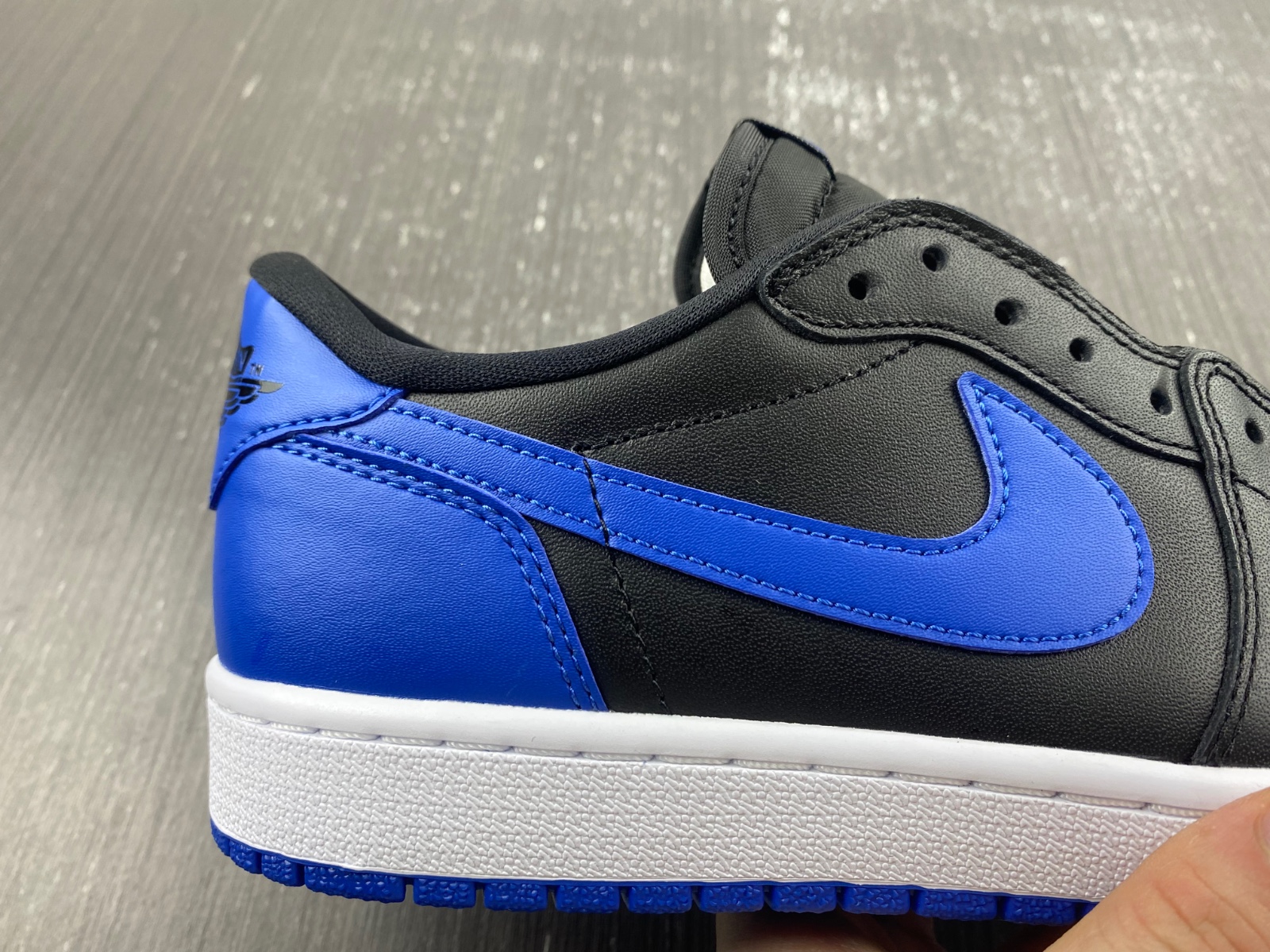 Air Jordan 1 Retro Low OG