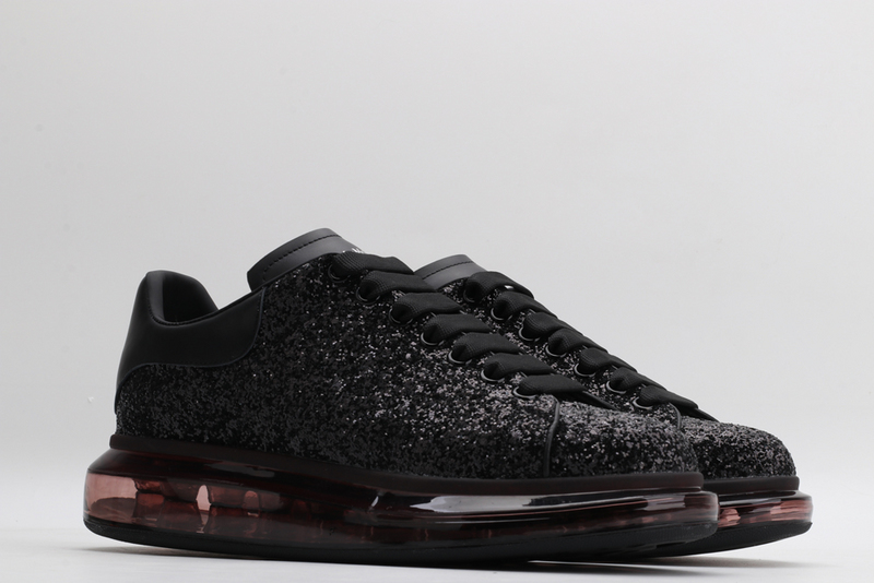 MCQUEEN OVERSIZED SNEAKER