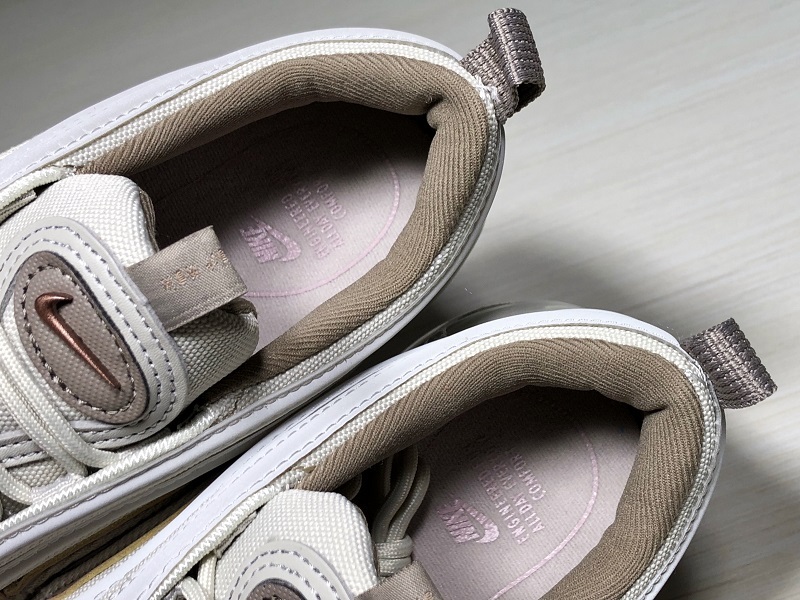 Nike Air Max 97 Light Bone Diffused Taupe (W)  917646-004